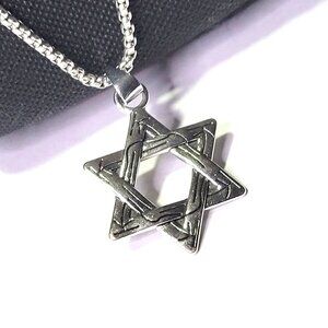 Star of David Jewish Star Pendant Necklace Antique Silver Finish NWOT